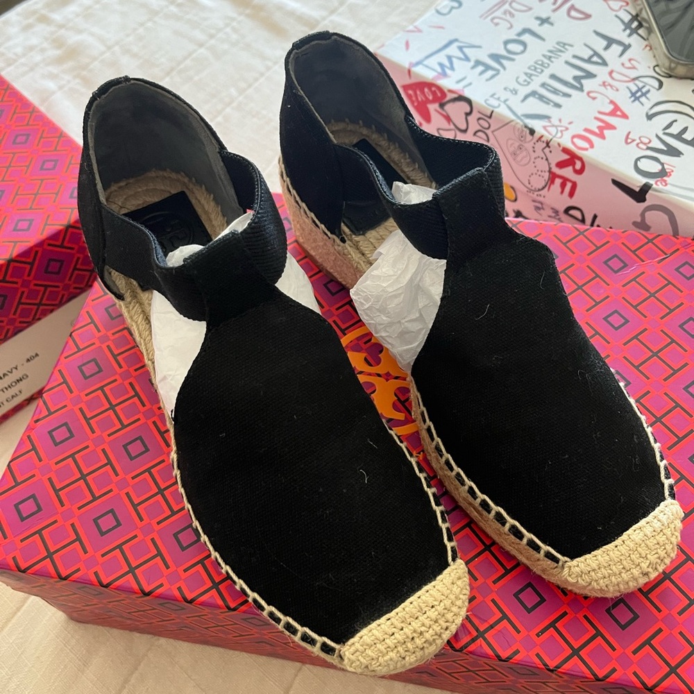 Tory Burch Wedges / Sandals